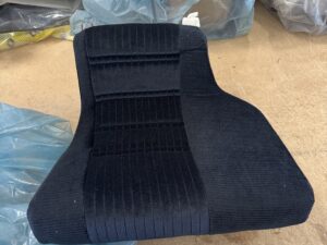 Assise de banquette arrière velours noir Alpine GTA d'origine NOS